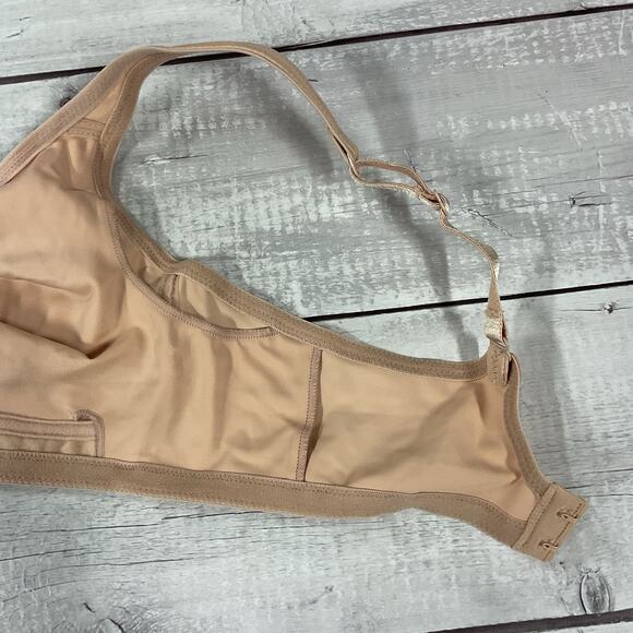 Amoena “Marlena” pocketed mastectomy Seamless Bra - Picture 12 of 12